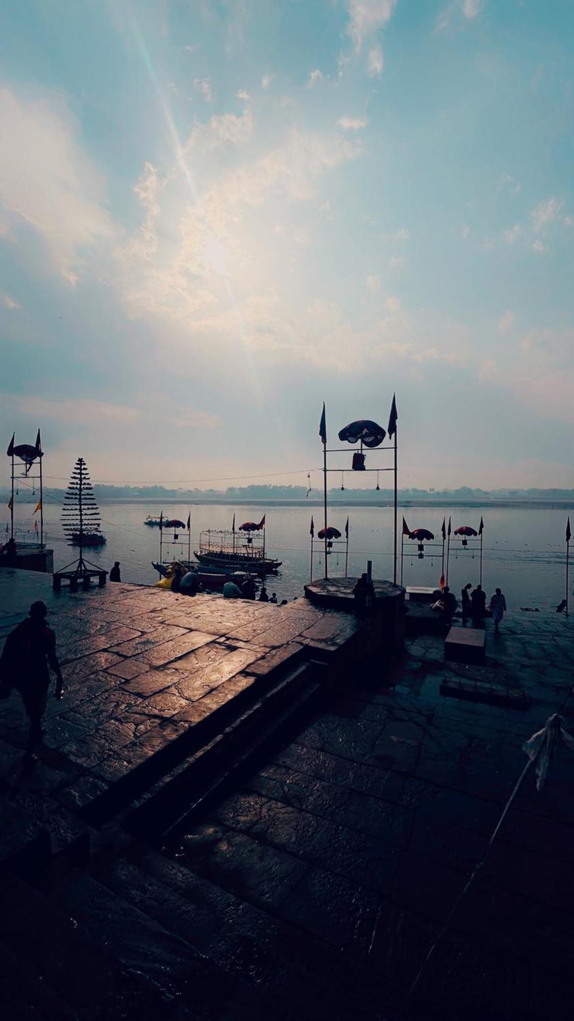 Tandon Lodge On The Ganga Ghat Homestay Варанасі Екстер'єр фото