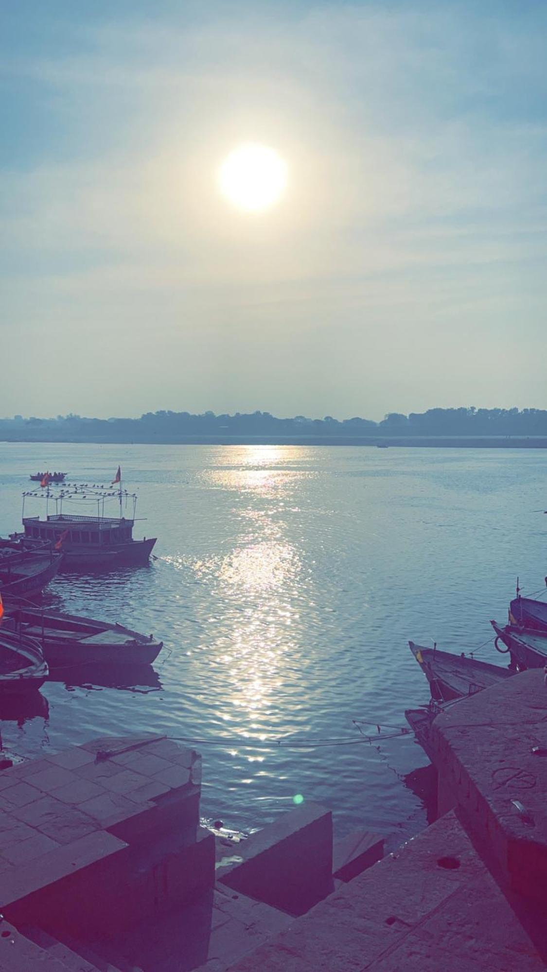 Tandon Lodge On The Ganga Ghat Homestay Варанасі Екстер'єр фото